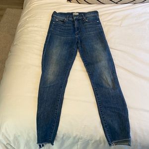 Mother jeans. Size 25 great condition!